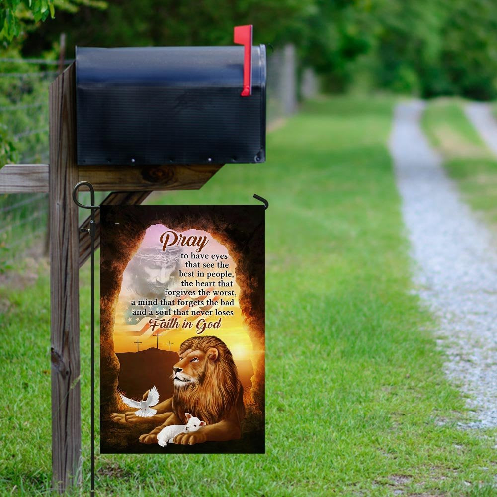 Christian Garden Flags, A Soul That Never Loses Faith In God The Lion & The Lamb Flag, Christian House Flags, Christian Cross Flag, Faith Flag