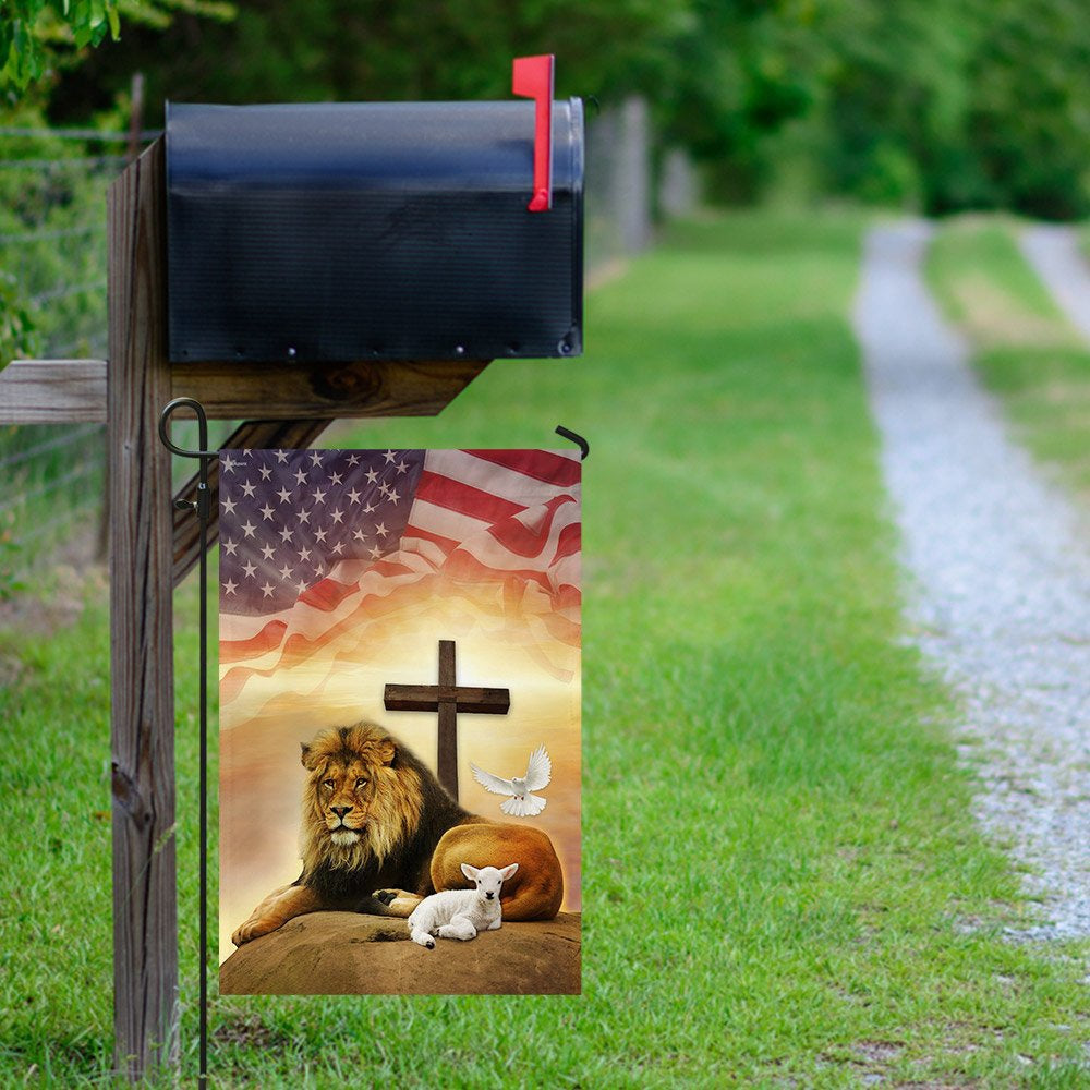 Christian Garden Flags, Jesus - Lion And Lamb Holy Spirit Flag, Christian House Flags, Christian Cross Flag, Faith Flag