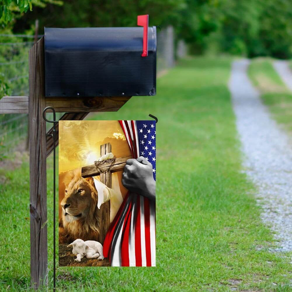 Christian Garden Flags, The Lion Of Judah, The Lamb Of God Flag, Christian House Flags, Christian Cross Flag, Faith Flag