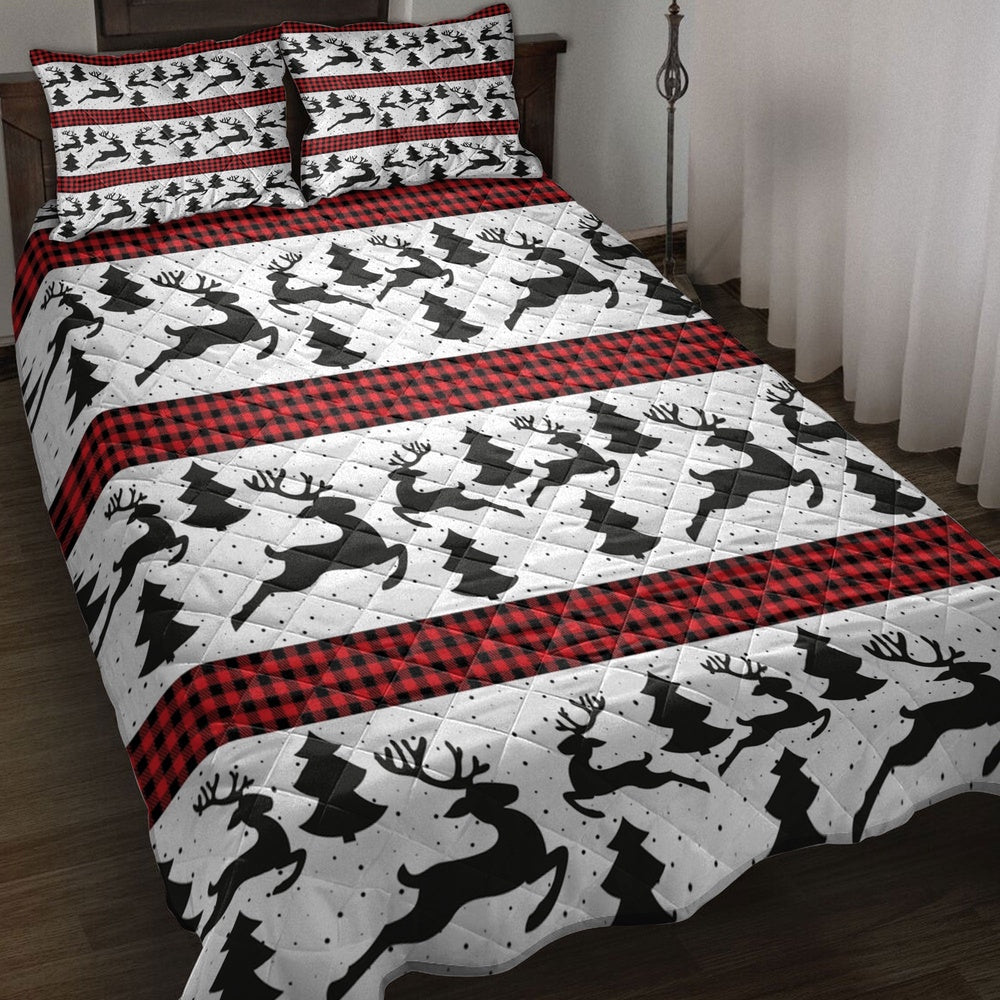 Deer Quilt Set, Deermas Treemas New Year Red Buffalo Plaid Quilt Blanket