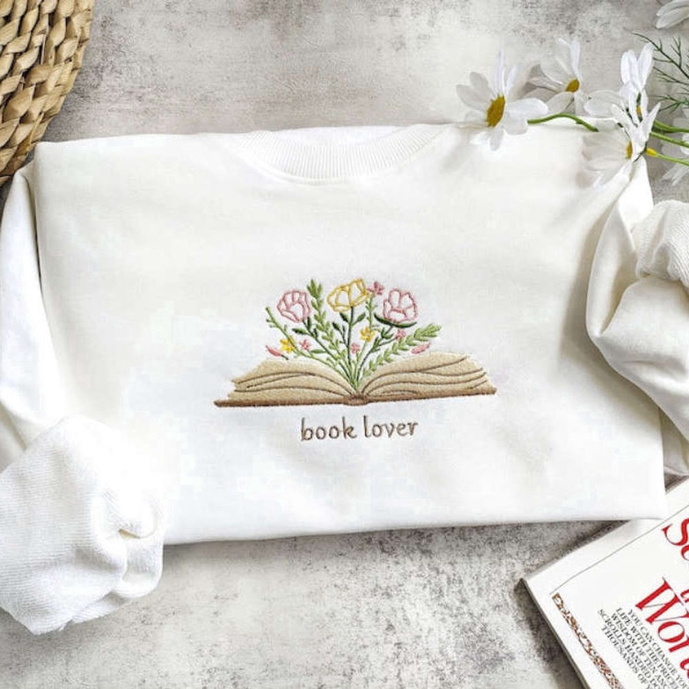 Eembroidered Custom Sweatshirts, Book Lover Flower Embroidered Sweatshirt 2D Crewneck Sweatshirt For Family, Christmas Gift