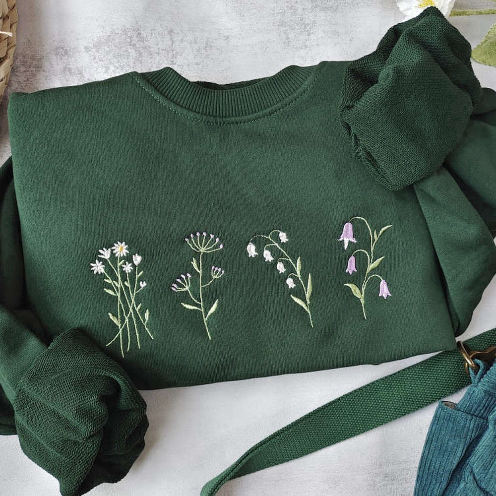 Eembroidered Custom Sweatshirts, Cute Wildflowers Embroidered Crewneck Dark Green Daisy Sweatshirt, Gifts For Mom, Christmas Gift