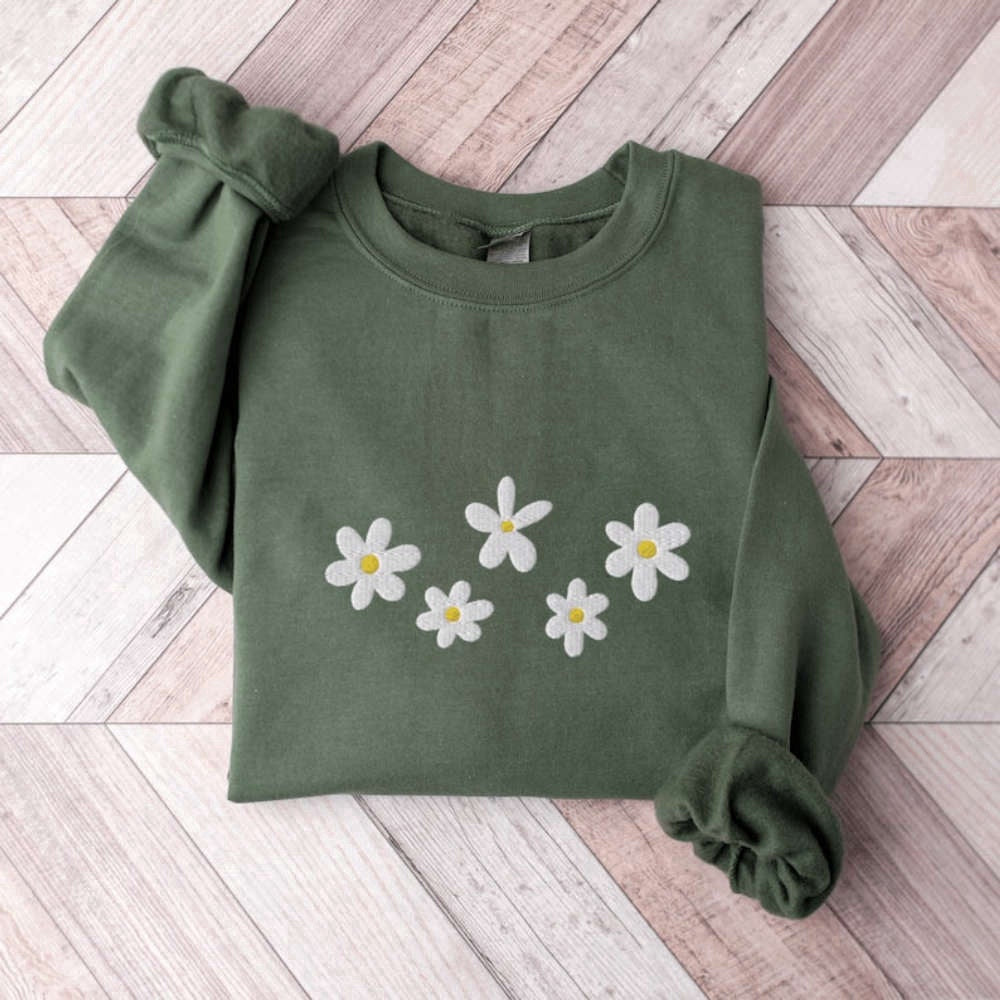 Eembroidered Custom Sweatshirts, Daisies Embroidered Sweatshirt 2D Crewneck Sweatshirt Gift For Family, Christmas Gift