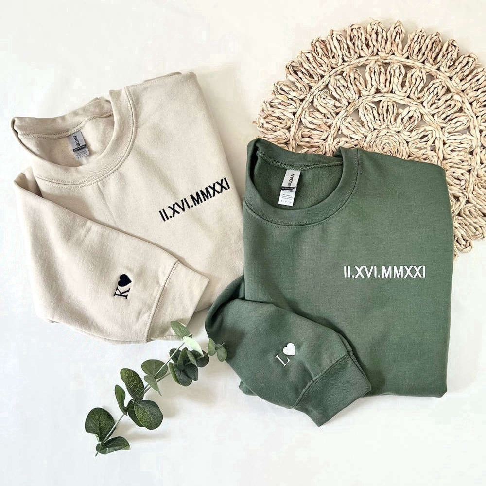 Eembroidered Custom Sweatshirts, Embroidered Sweatshirt 2D Crewneck Sweatshirt Gift For Family, Christmas Gift