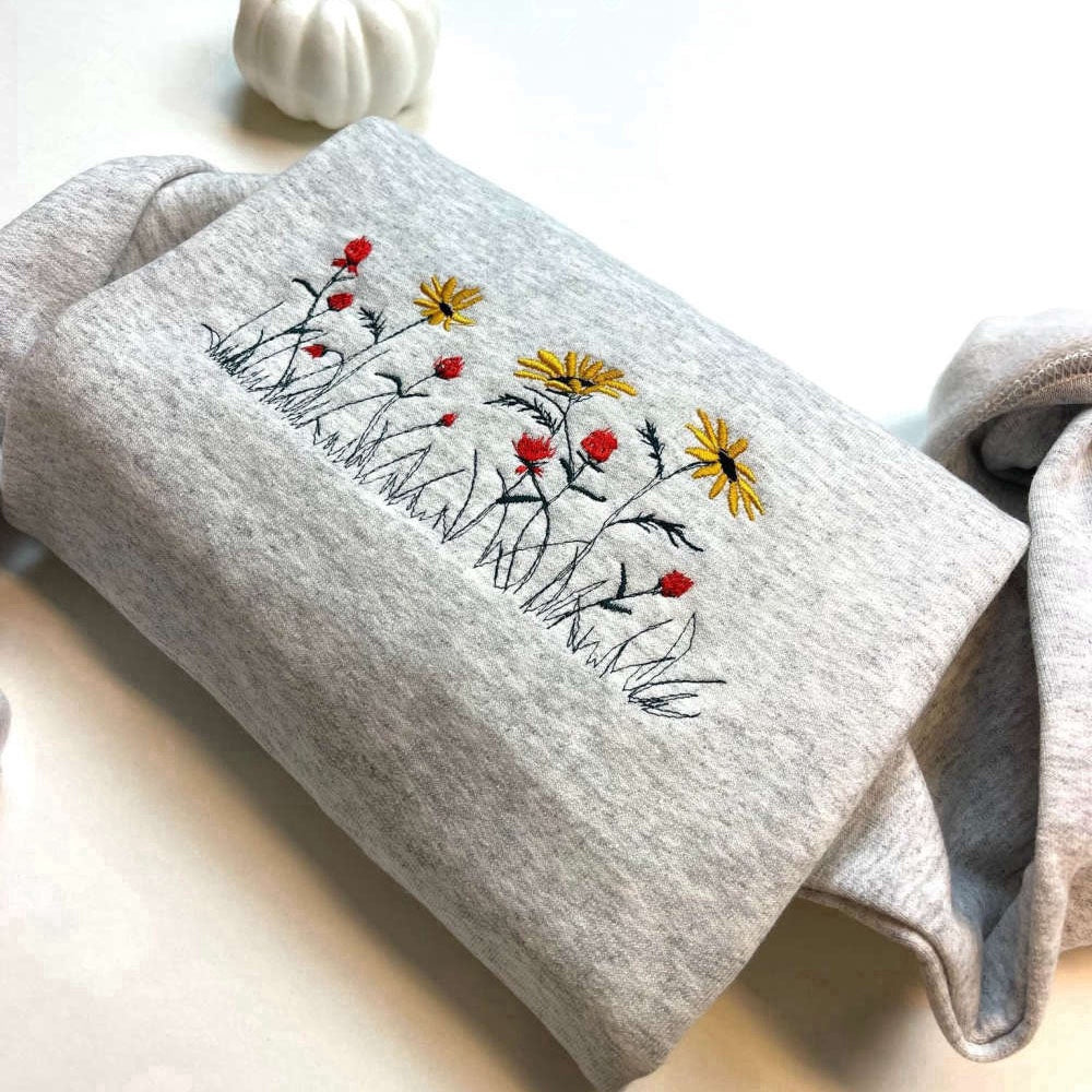 Eembroidered Custom Sweatshirts, Floral Embroidered Sweatshirt 2D Crewneck Sweatshirt For Family, Christmas Gift
