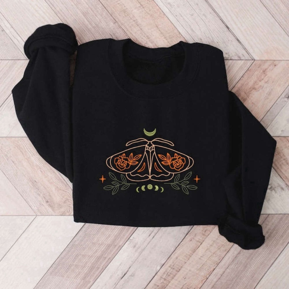 Eembroidered Custom Sweatshirts, Moth Embroidered Sweatshirt 2D Crewneck Sweatshirt, For Men And Women, Christmas Gift