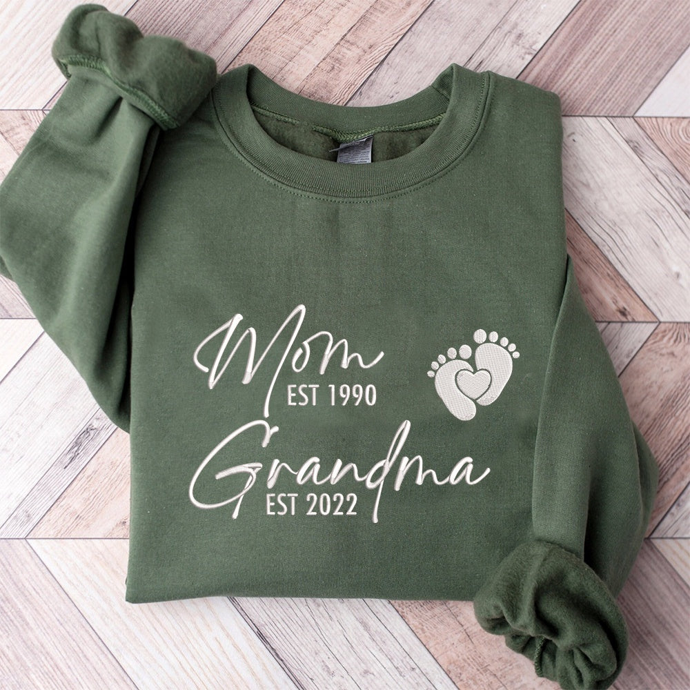 Embroidered Sweatshirt, Mom Est Grandma Est Custom Sweatshirt