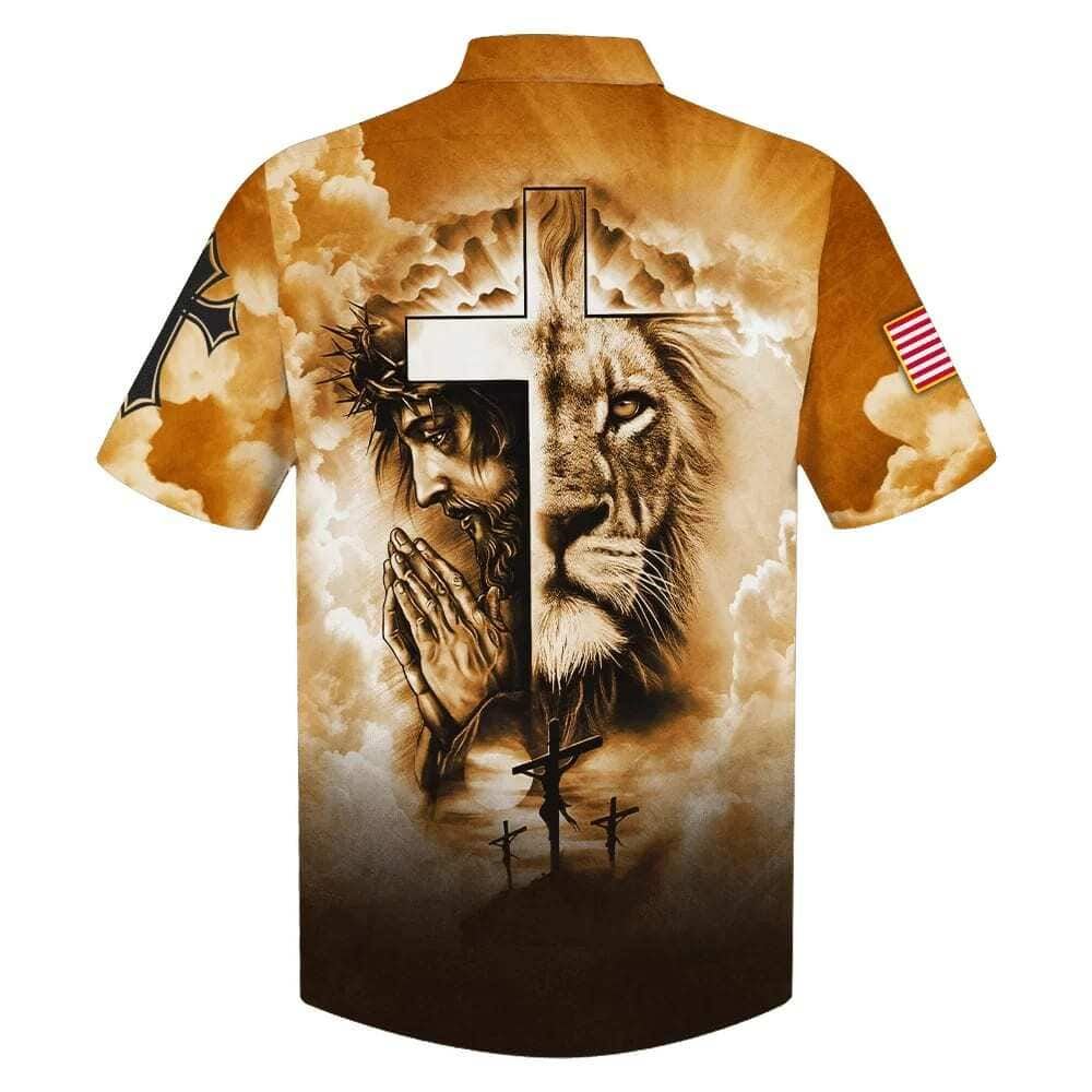 US Flag Lion Pray With Jesus On The Cross Christian Faith Hawaiian Shirt For Men, Christian Hawaiian Shirt, Gift For Christian