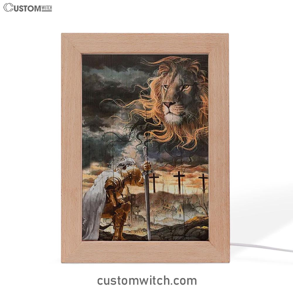 Women Warrior Kneel Before Lion Of Judah Frame Lamp Art - Christian Home Decor - Religious Art