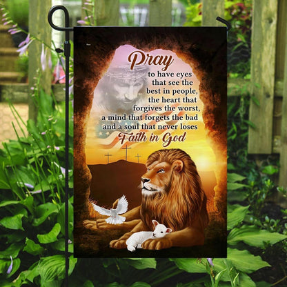 Christian Garden Flags, A Soul That Never Loses Faith In God The Lion &amp The Lamb Flag, Christian House Flags, Christian Cross Flag, Faith Flag