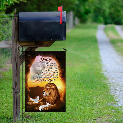 Christian Garden Flags, A Soul That Never Loses Faith In God The Lion &amp The Lamb Flag, Christian House Flags, Christian Cross Flag, Faith Flag