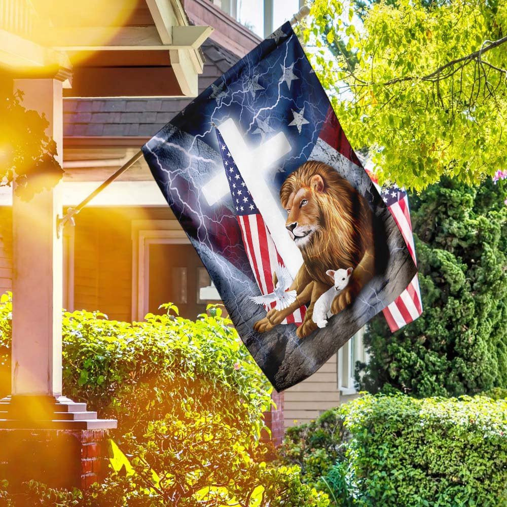 Christian Garden Flags, Lion And Lamb Cross American Flag, Christian House Flags, Christian Cross Flag, Faith Flag