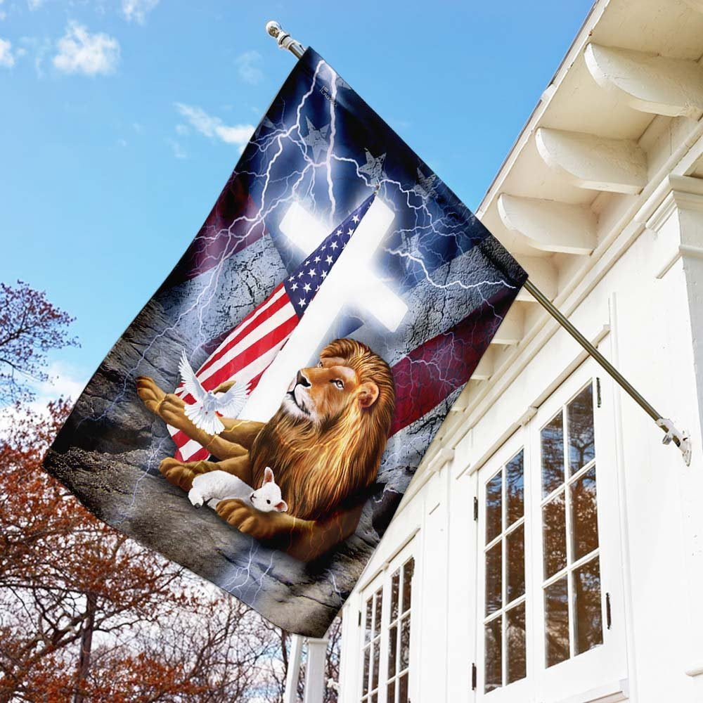 Christian Garden Flags, Lion And Lamb Cross American Flag, Christian House Flags, Christian Cross Flag, Faith Flag