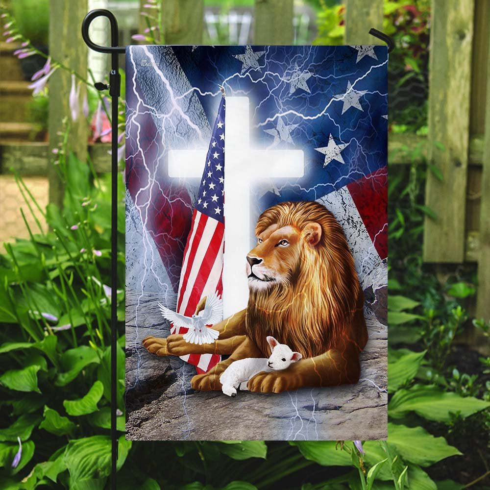 Christian Garden Flags, Lion And Lamb Cross American Flag, Christian House Flags, Christian Cross Flag, Faith Flag