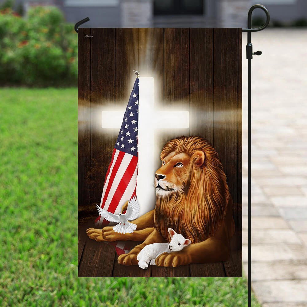 Christian Garden Flags, Lion and Lamb Cross Flag, Christian House Flags, Christian Cross Flag, Faith Flag