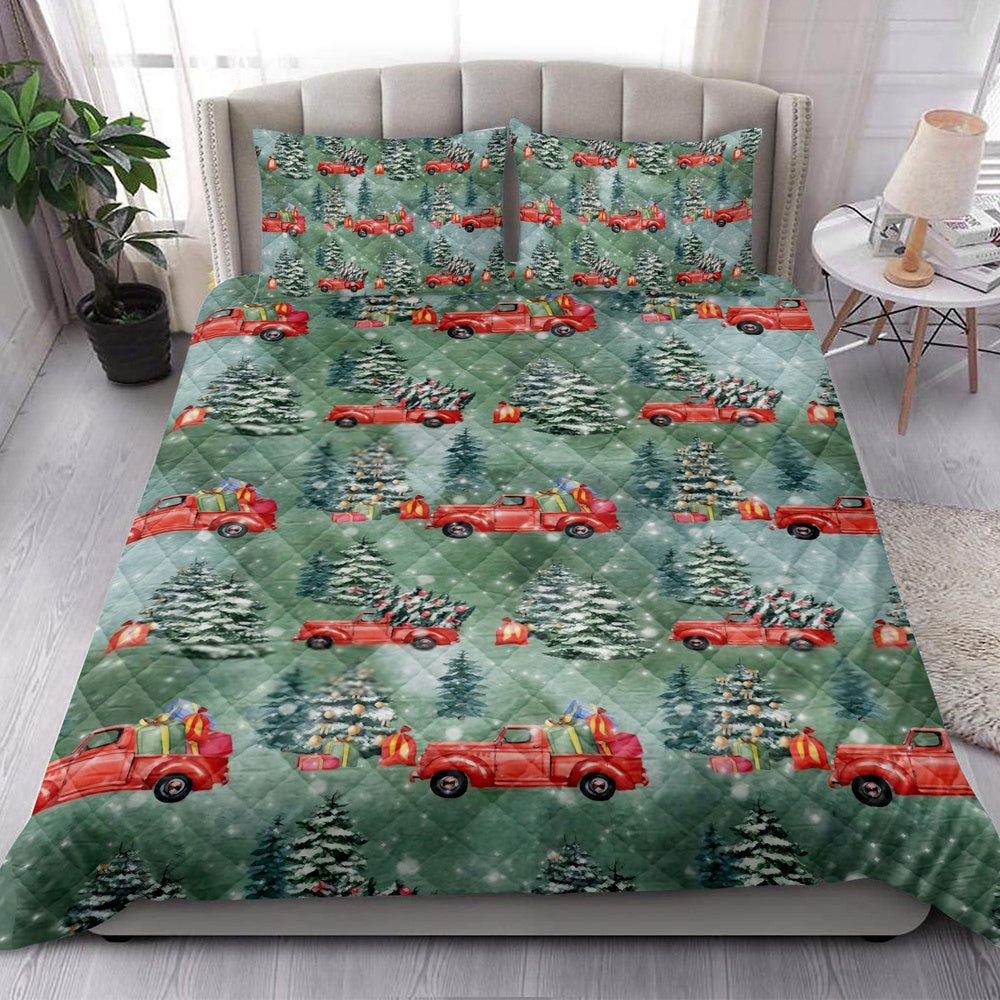 Christmas Quilt Set, Old Red Truck Carmas Tree Pine Tree Winter Holiday Quilt Blanket