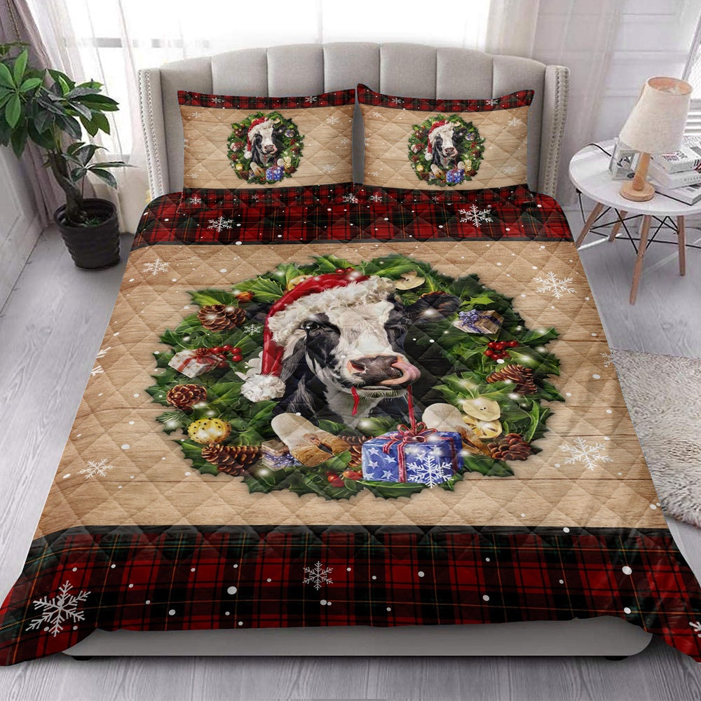 Cow Quilt Set, Cow Wearing Wreath Amas Hat Red Buffalo Plaid Winter Quilt Blanket