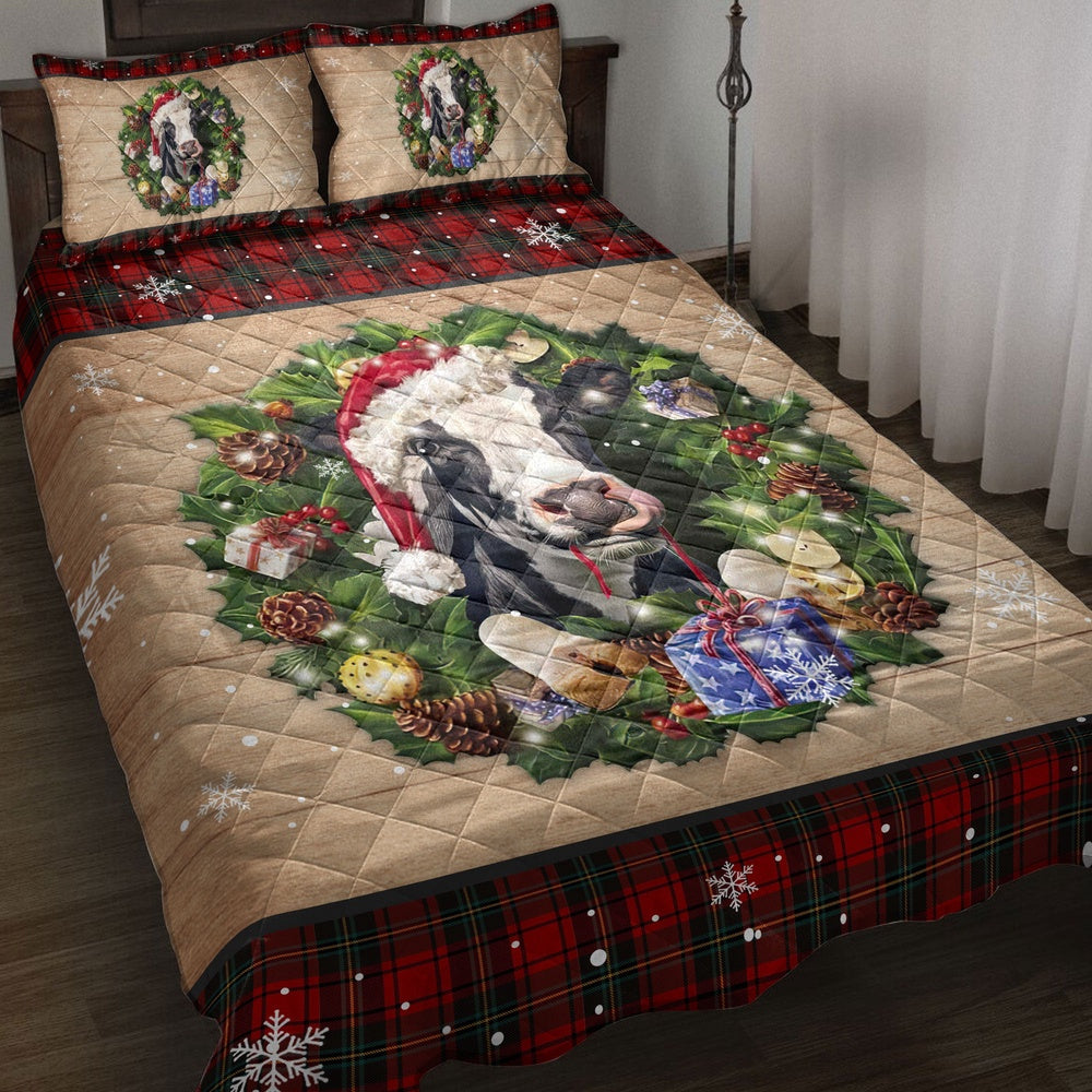Cow Quilt Set, Cow Wearing Wreath Amas Hat Red Buffalo Plaid Winter Quilt Blanket