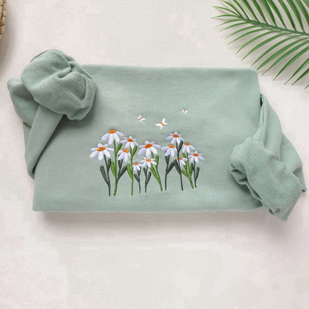 Eembroidered Custom Sweatshirts, Daisies And Butterfly Embroidered Sweatshirt 2D Crewneck Sweatshirt For Family, Christmas Gift