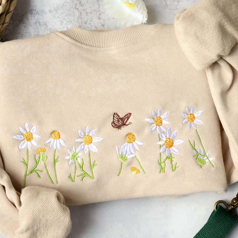 Eembroidered Custom Sweatshirts, Daisies And Butterfly Embroidered Sweatshirt 2D Crewneck Sweatshirt For Women And Women, Christmas Gift