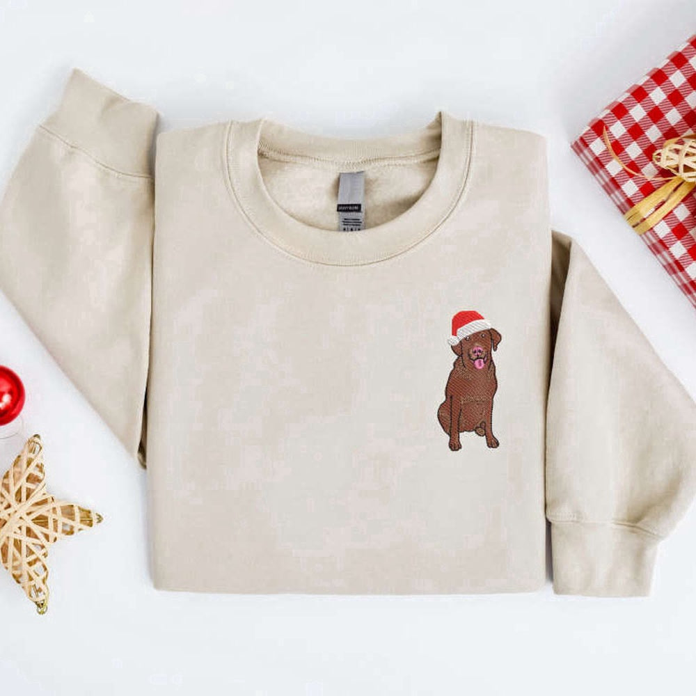 Eembroidered Custom Sweatshirts, Embroidered Christmas Dog Sweatshirt, Chocolate Labrador Retriever Sweatshirt For Family, Christmas Gift