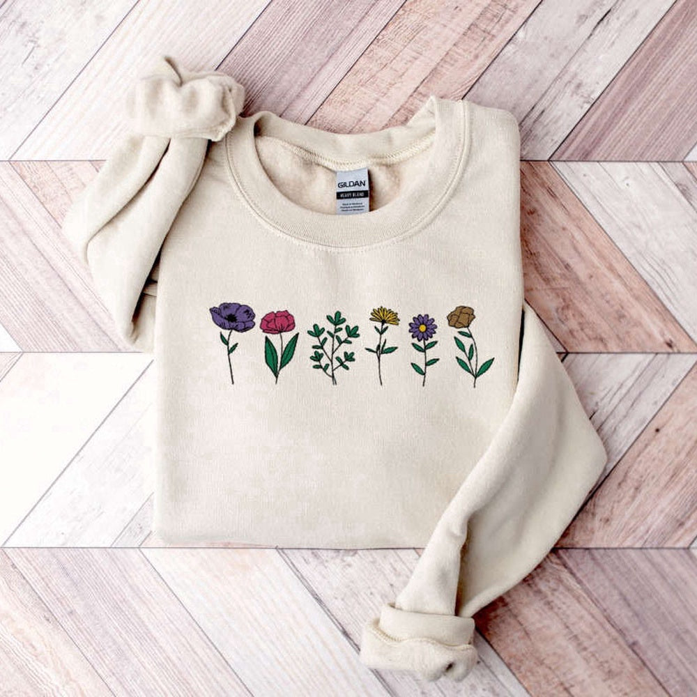Eembroidered Custom Sweatshirts, Embroidered Wildflower Sweatshirt, Botanical Sweatshirt, Gift For Mom, Christmas Gift