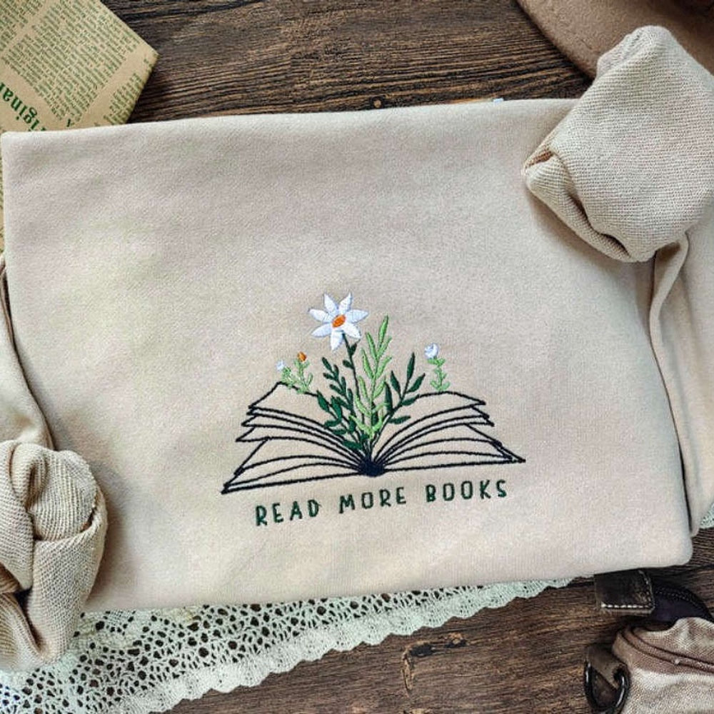 Eembroidered Custom Sweatshirts, Read More Books Embroidered Sweatshirt 2D Crewneck Sweatshirtfor Family, Christmas Gift