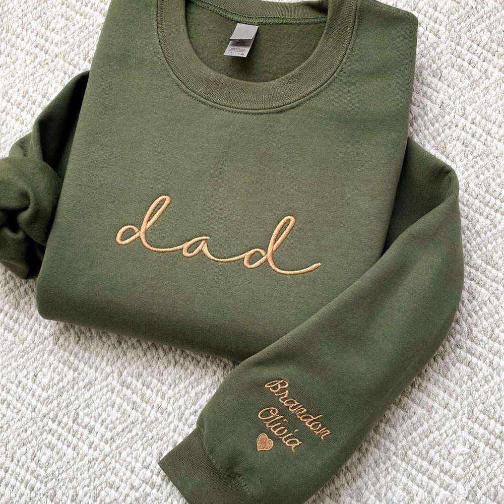 Embroidered Christmas Sweatshirts, Embroidered Dad Crewneck Kids Names Sweatshirt Pregnancy Reveal For Family
