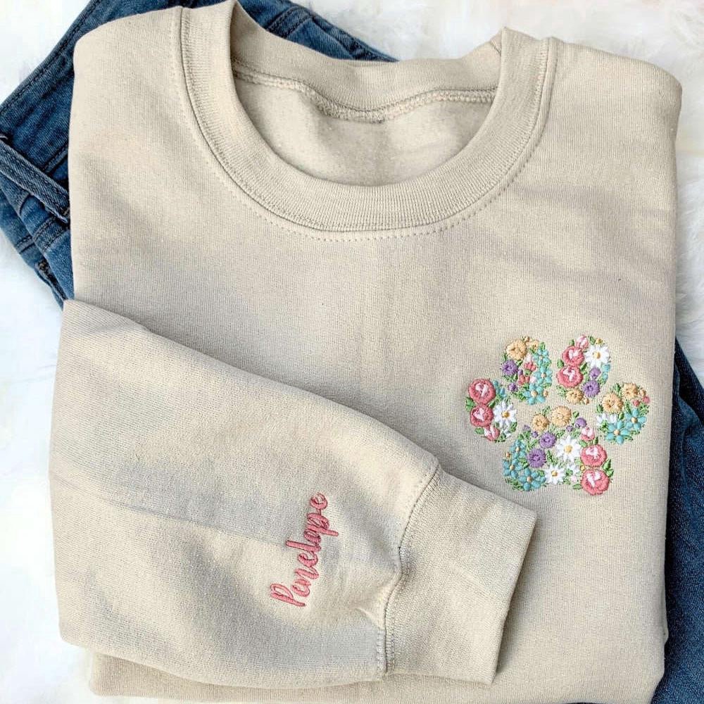 Embroidered Christmas Sweatshirts, Embroidered Dog Sweatshirt 2D Crewneck Sweatshirt, For Dog Lovers