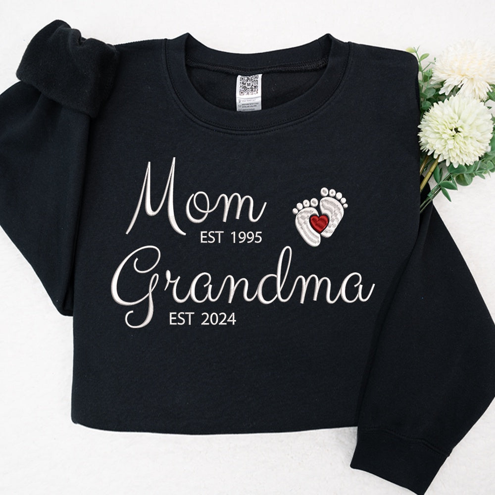 Embroidered Sweatshirt, Embroidered Mom Est Grandma Est And Grandkids Sweatshirt