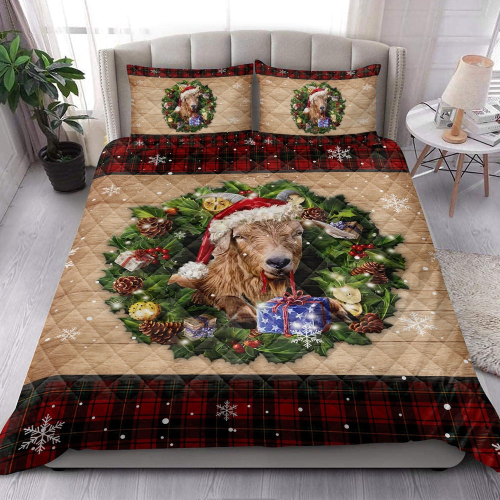 Goat Quilt Set, Goat Wearing Wreath Amas Hat Red Buffalo Plaid Holiday Quilt Blanket