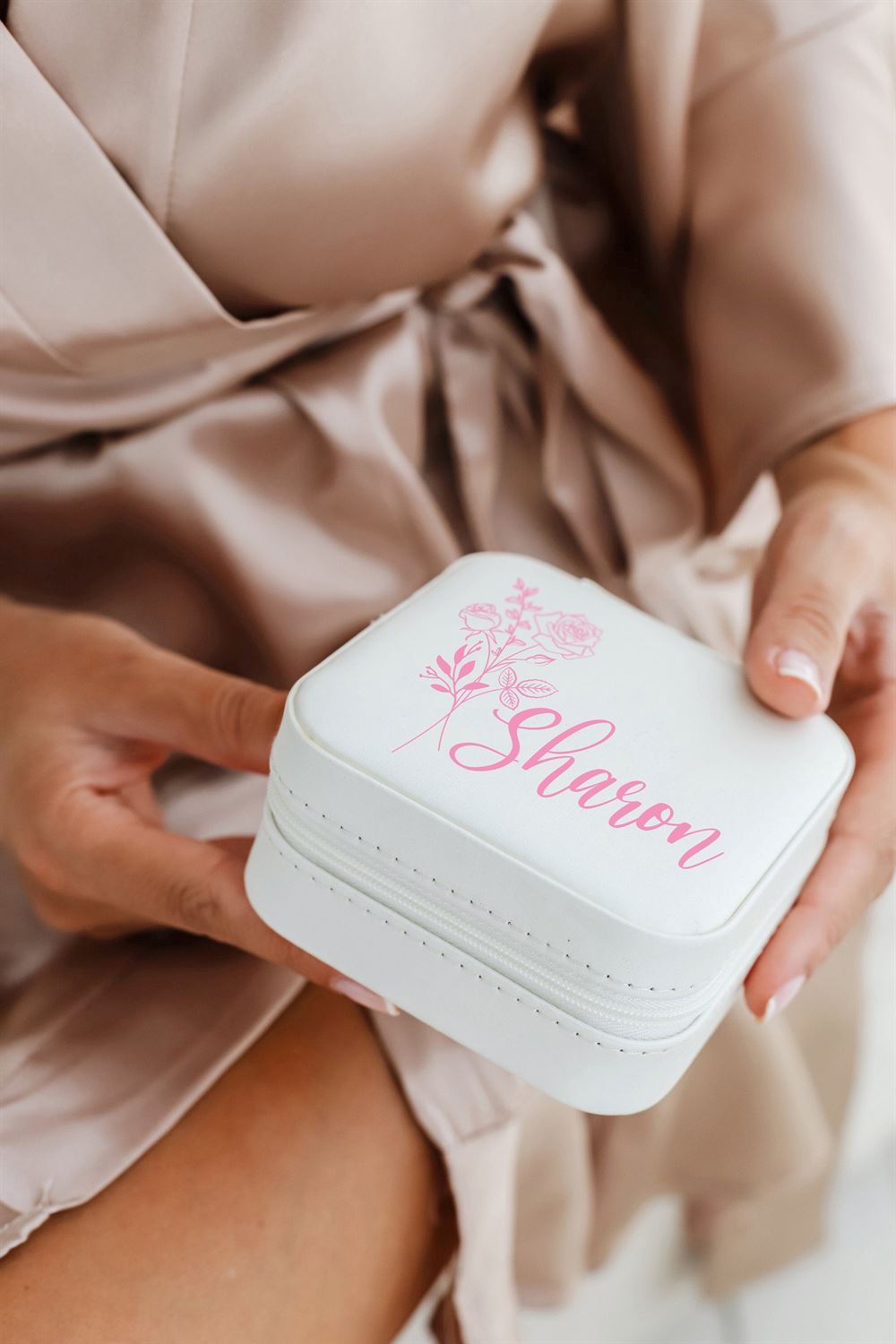 Personalized Birth Flower Jewelry Box, Mother's Day Jewelry Case