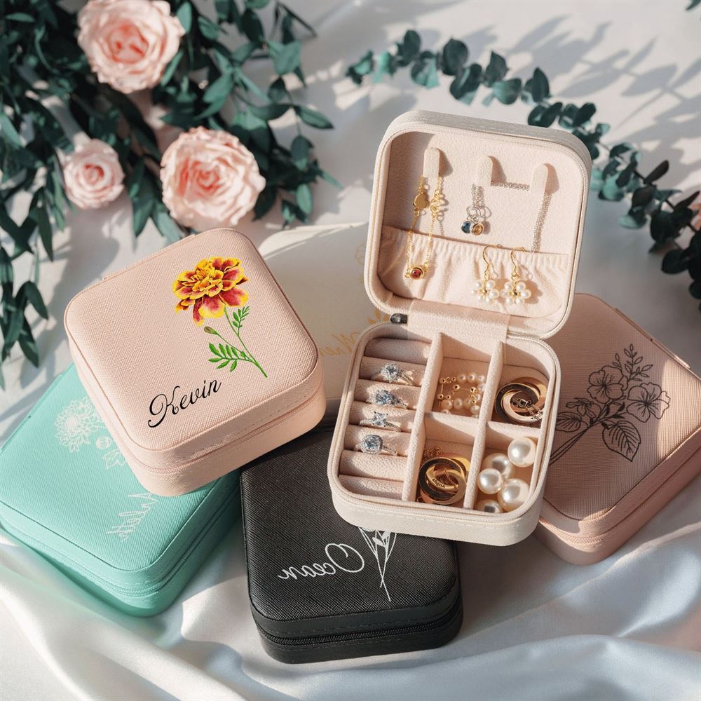 Personalized Birth Flower Jewelry Travel Box Bridesmaid Gift Case With Name, Mother's Day Jewelry Case