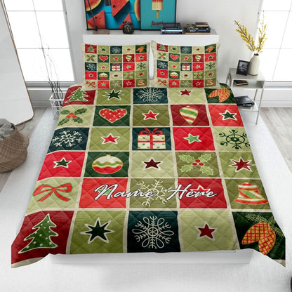 Personalized Christmas Patchwork Quilt Set, Xmas Quilt Blanket & Pillowcases