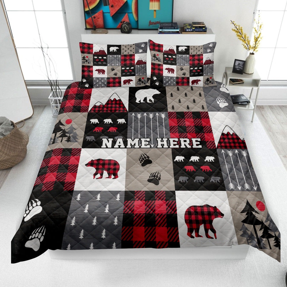 Personalized Christmas Quilt Set, Red Buffalo Plaid Quilt Blanket & Pillowcases, Bear Cabin Quilt Bedding Set