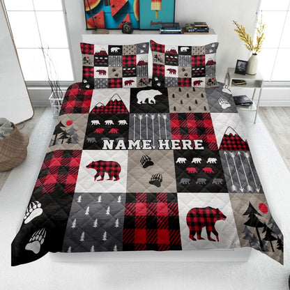 Personalized Christmas Quilt Set, Red Buffalo Plaid Quilt Blanket & Pillowcases, Bear Cabin Quilt Bedding Set