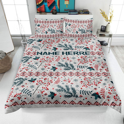 Personalized Christmas Quilt Set, Xmas Holly Berry Quilt Blanket & Pillowcases