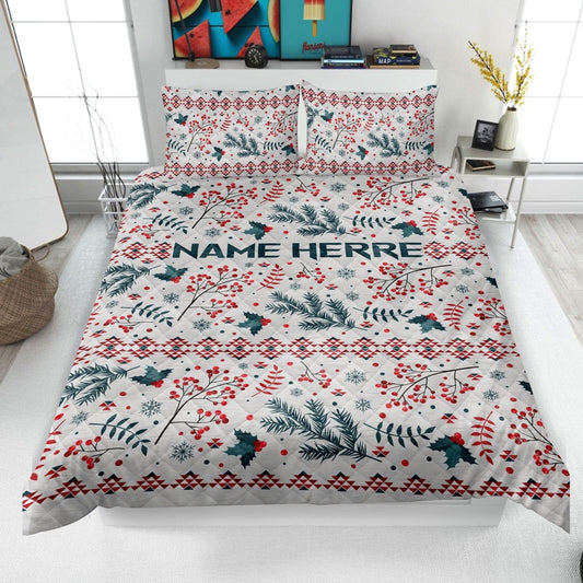 Personalized Christmas Quilt Set, Xmas Holly Berry Quilt Blanket & Pillowcases