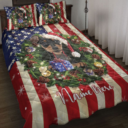 Personalized Miniature Pinscher Quilt Set, Miniature Pinscher Wearingmas Hat Quilt Blanket