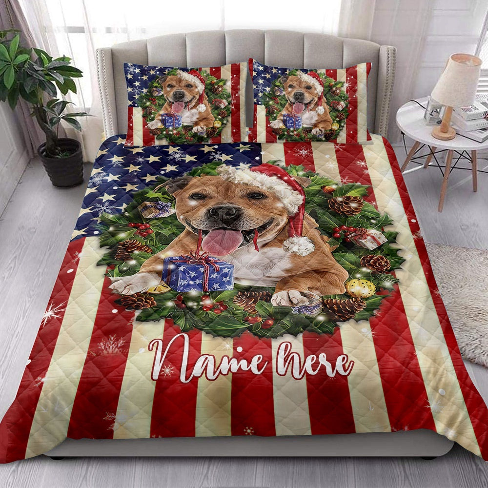 Personalized Pitbull Quilt Set, Pitbull Wearingmas Hat Wreath Quilt Blanket