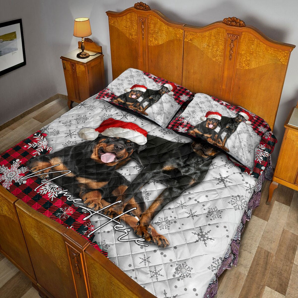 Personalized Rottweiler Quilt Set, Christmas Red Plaid Rottweiler Snowflakes Quilt Blanket