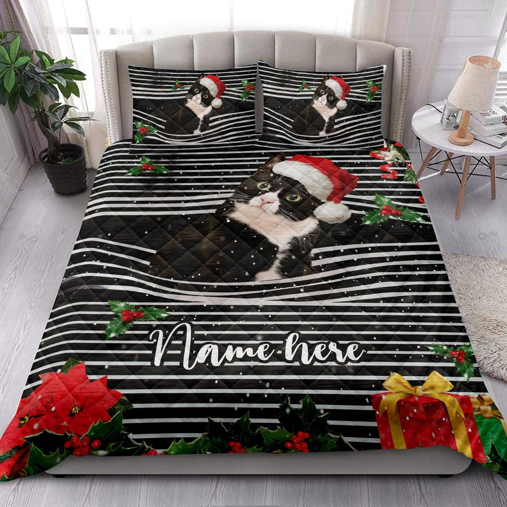 Personalized Tuxedo Cat Quilt Set, Tuxedo Catmas Striped With Santa Hat Quilt Blanket