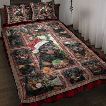 Rottweiler Quilt Set, Rottweilermas With Santa Hat Patchwork Window Red Quilt Blanket
