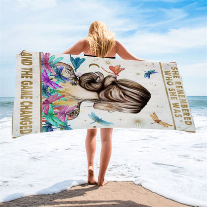 She Remembered Who She Was And The Game Changed Beach Towel Decor - Hippie Boho Motivational Picture - Encouragement Gifts For Women