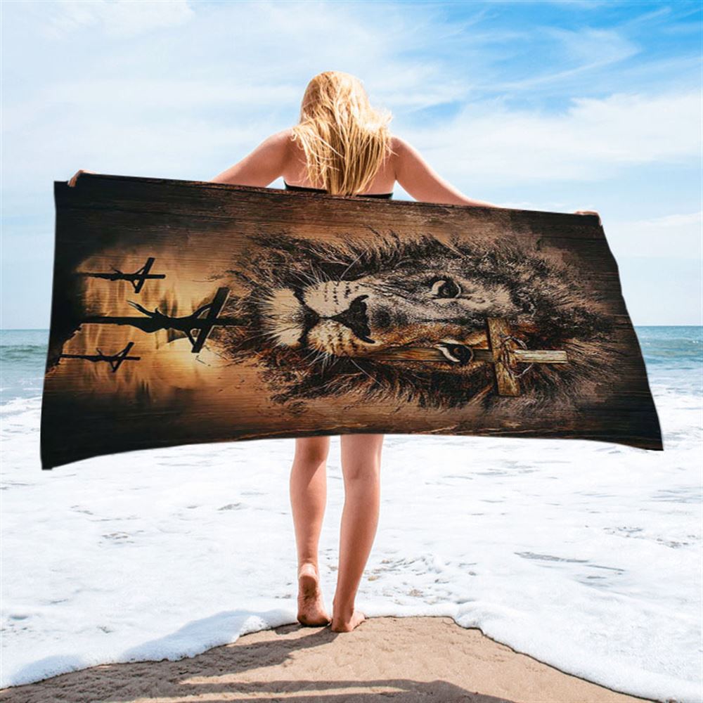 The Rugged Cross And Amazing Lion Beach Towel - Christian Beach Towel - Religious Beach Towel
