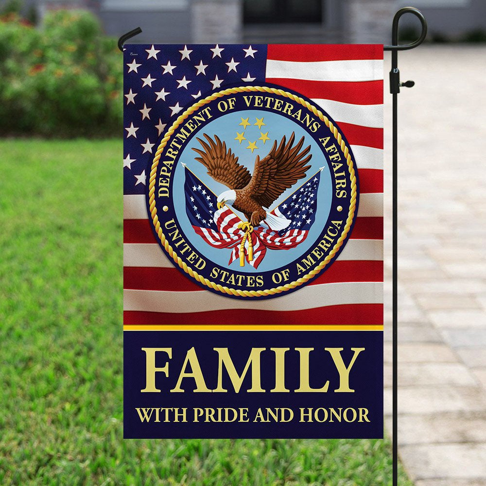 US Veteran Flag, Family With Pride And Honor Us Veterans Flag, Veteran Garden Flags