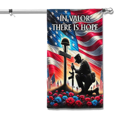 US Veteran Flag, Veteran Memorial Day Kneeling Solder Cross In Valor There Is Hope Flag, Veteran Garden Flags