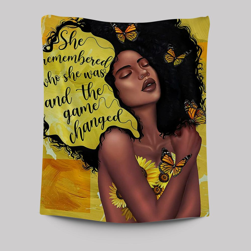 African American Woman Black Tapestry Art - She Remembered Who She Was And The Game Changed Wall Decor -Encouragement Gifts For Women