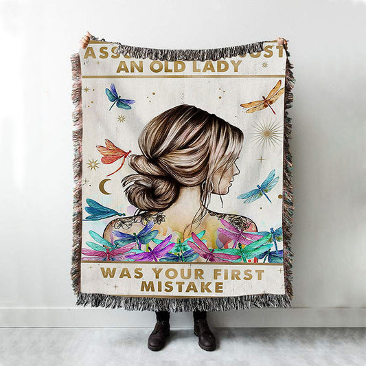 Assuming I'm Just An Old Lady Woven Blanket - Boho-Chic Throw Blanket Decor - 40th 50th 60th 70th Birthday Gift For Women Bff, Grandmother Gift