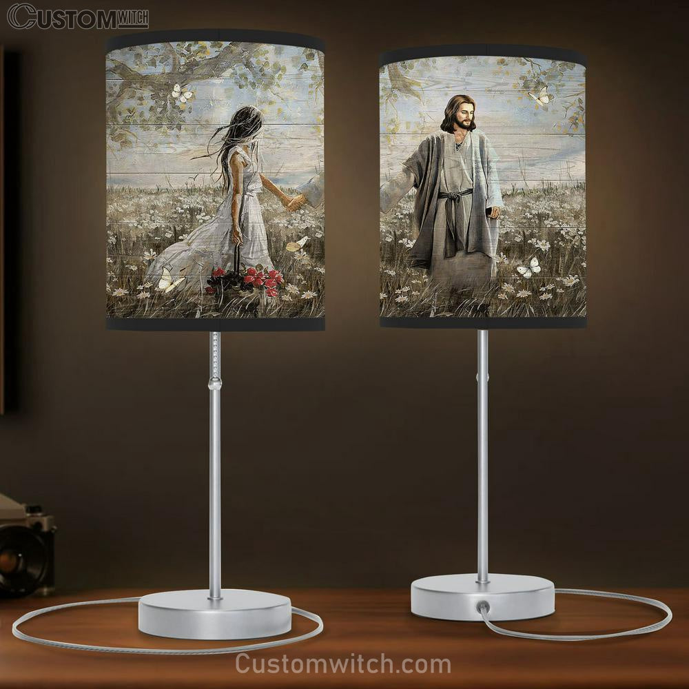Daisy Field Pretty Girl Rose Vase Walking With Jesus White Butterfly T ...